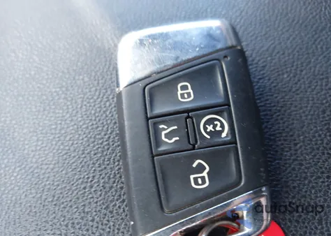 2021 Volkswagen Atlas Cross Sport 3.6L V6 Sel Premium R-Line z USA, uszkodzony, nr VIN 1V2FE2CA3MC213720